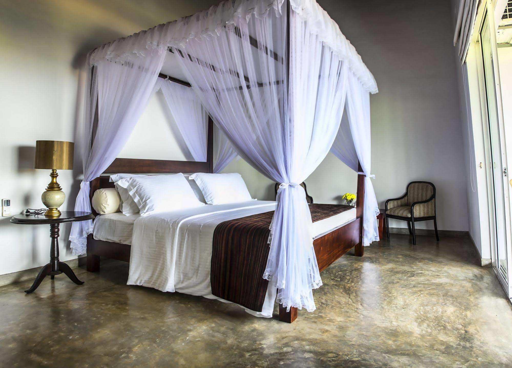 The Lagoon Villa Kurana Katunayaka Dış mekan fotoğraf