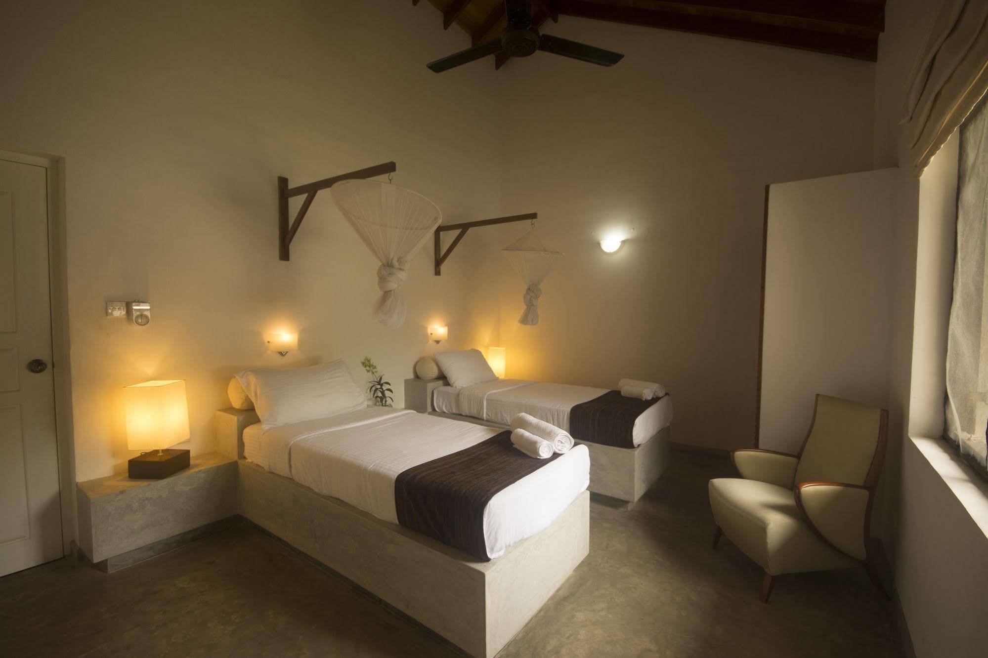 The Lagoon Villa Kurana Katunayaka Dış mekan fotoğraf